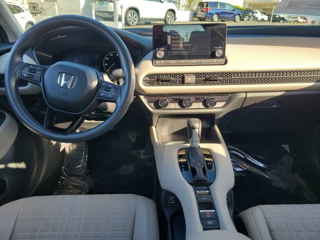 Certified 2023 Honda HR-V LX image 9