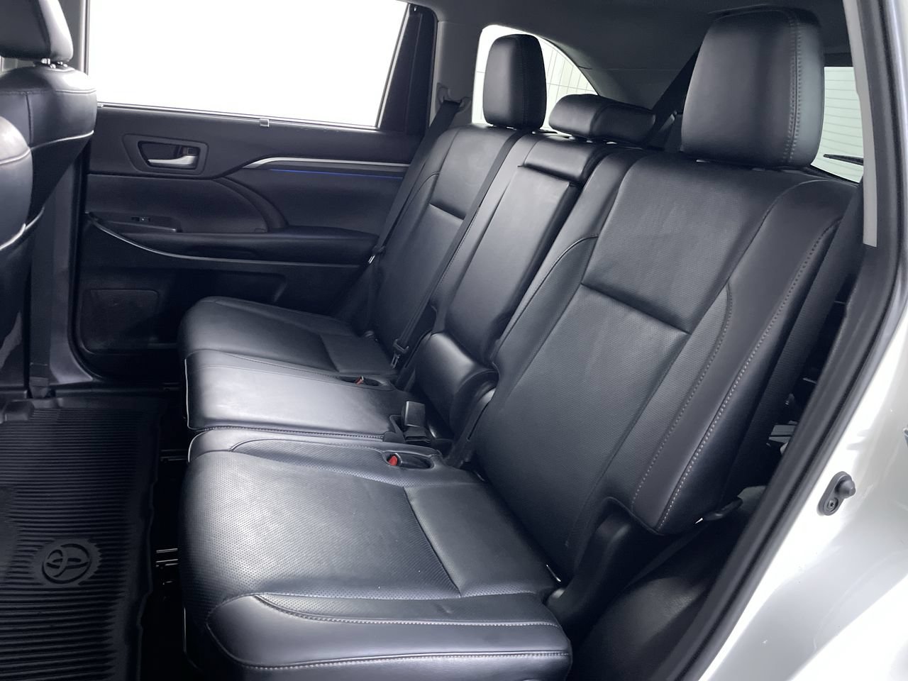 Used 2019 Toyota Highlander Limited AWD/4WD image 21