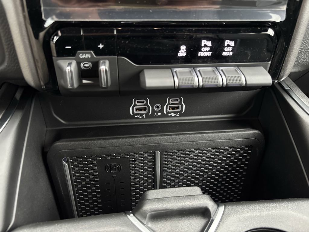 New 2026 RAM 1500 Laramie AWD/4WD image 21