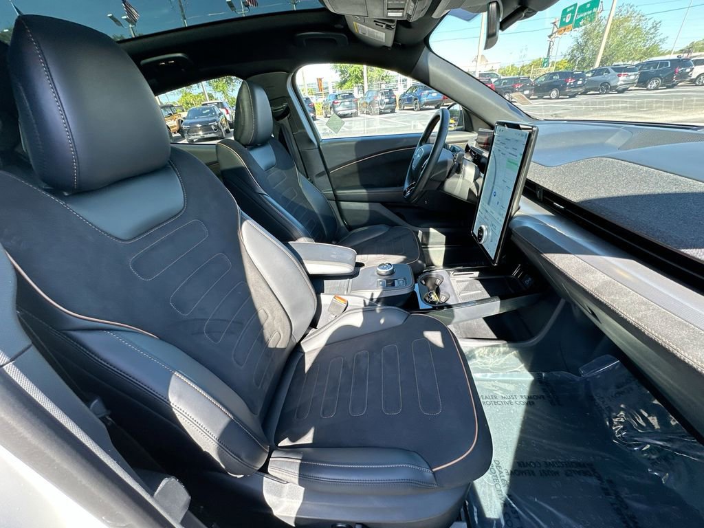Used 2022 Ford Mustang Mach-E GT AWD/4WD image 28