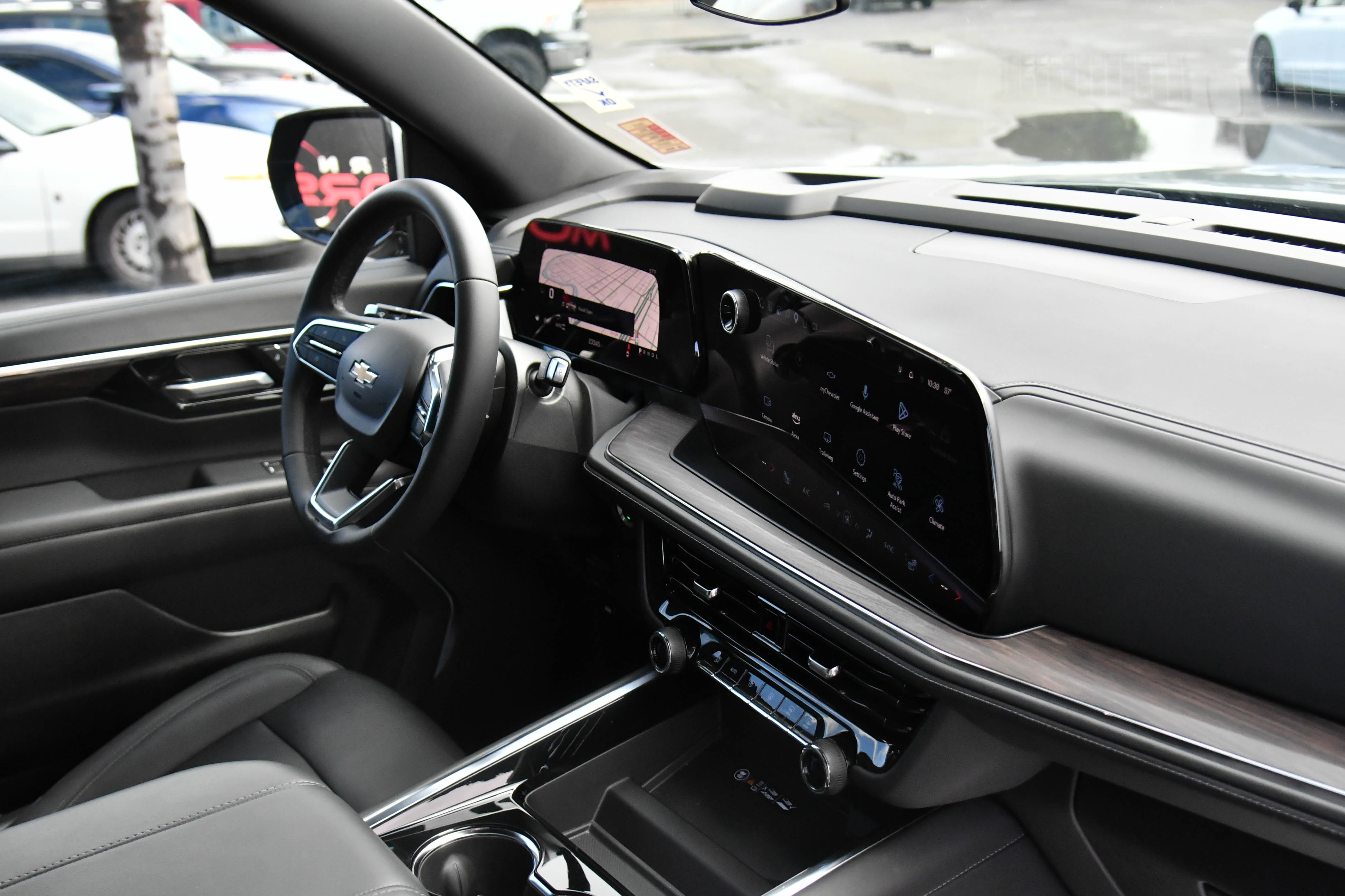 Used 2025 Chevrolet Tahoe LT image 59