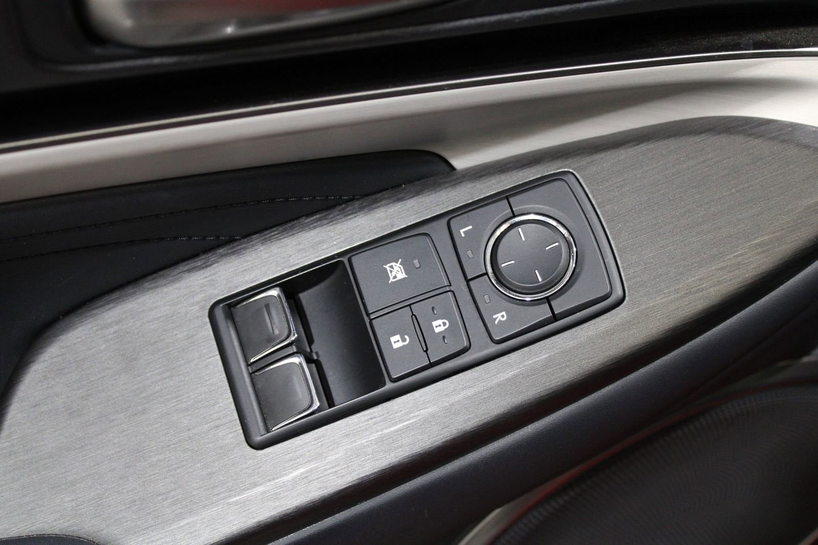 Used 2022 Lexus RC 350 F Sport image 21