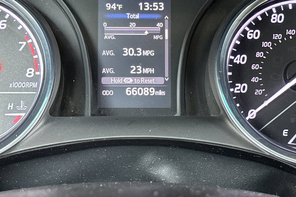 Used 2020 Toyota Camry LE FWD image 25
