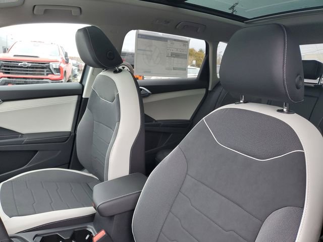 New 2026 Volkswagen Taos SE AWD/4WD image 10