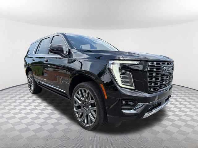 Used 2025 GMC Yukon Denali Ultimate AWD/4WD image 3