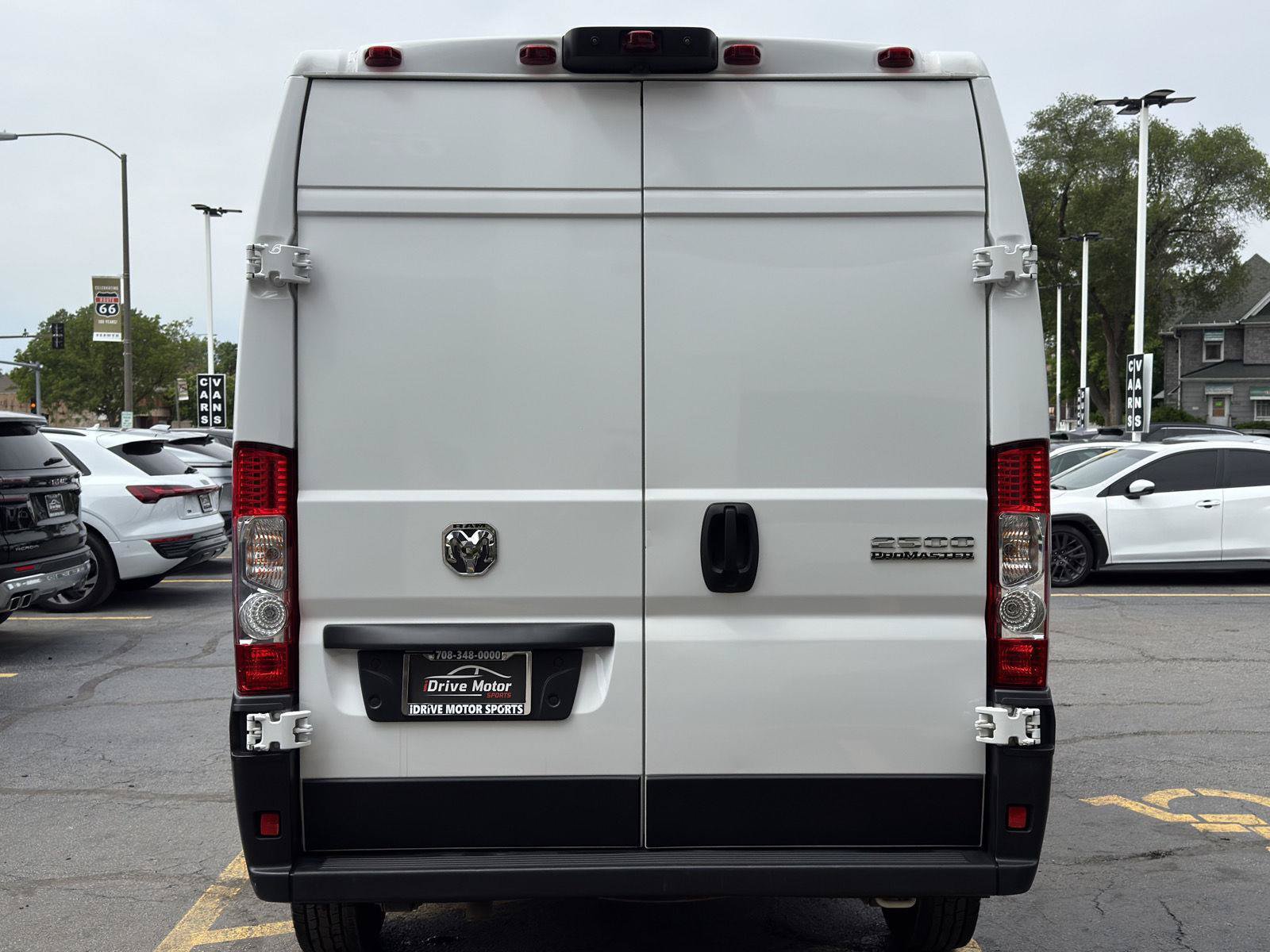 Used 2025 RAM ProMaster 2500 w/ Convenience Group FWD image 7