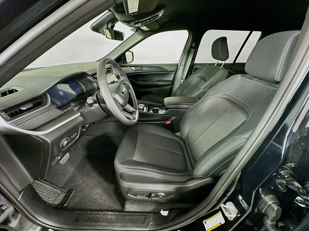 New 2026 Jeep Grand Cherokee Laredo AWD/4WD image 26