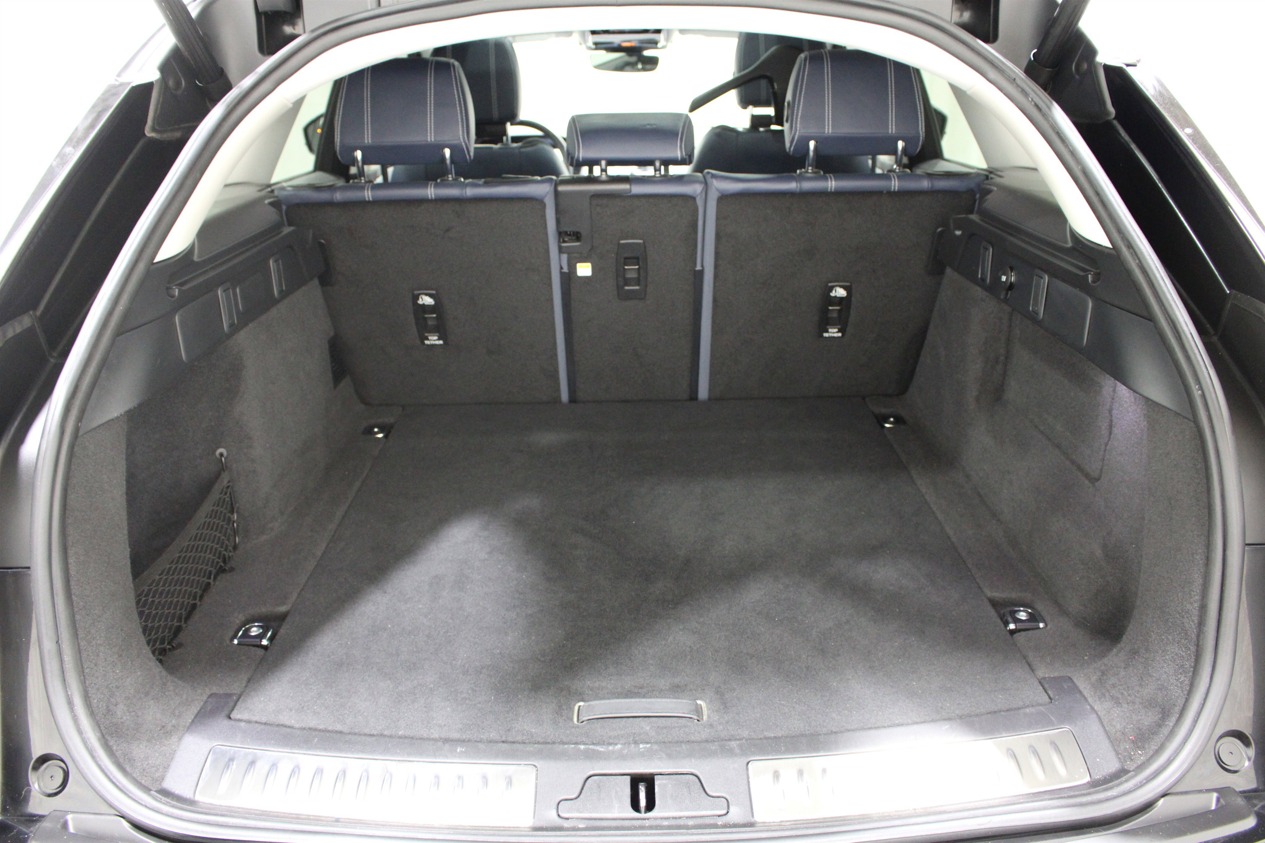 Used 2021 Land Rover Range Rover Velar S AWD/4WD image 20