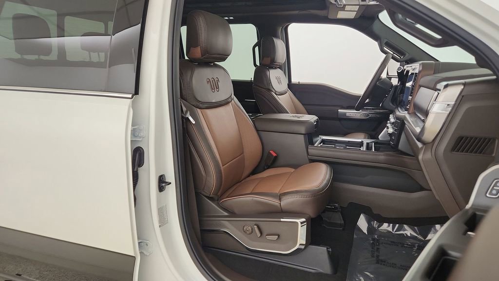 New 2025 Ford F250 King Ranch w/ FX4 Off-Road Package image 40