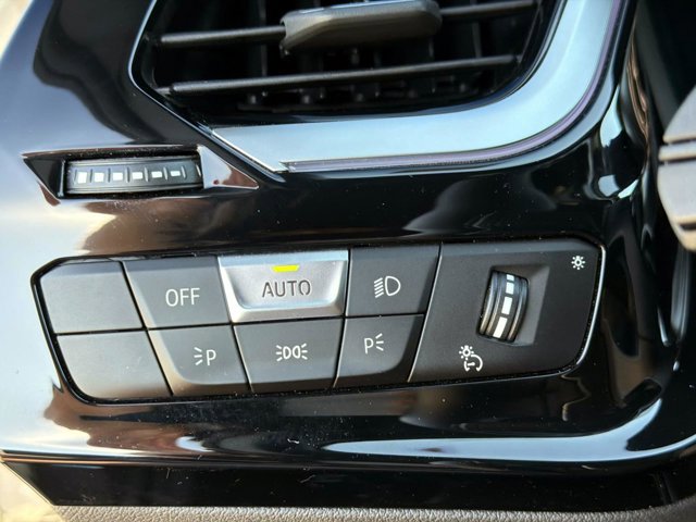 Certified 2023 BMW Z4 M40i w/ Premium Package RWD image 27