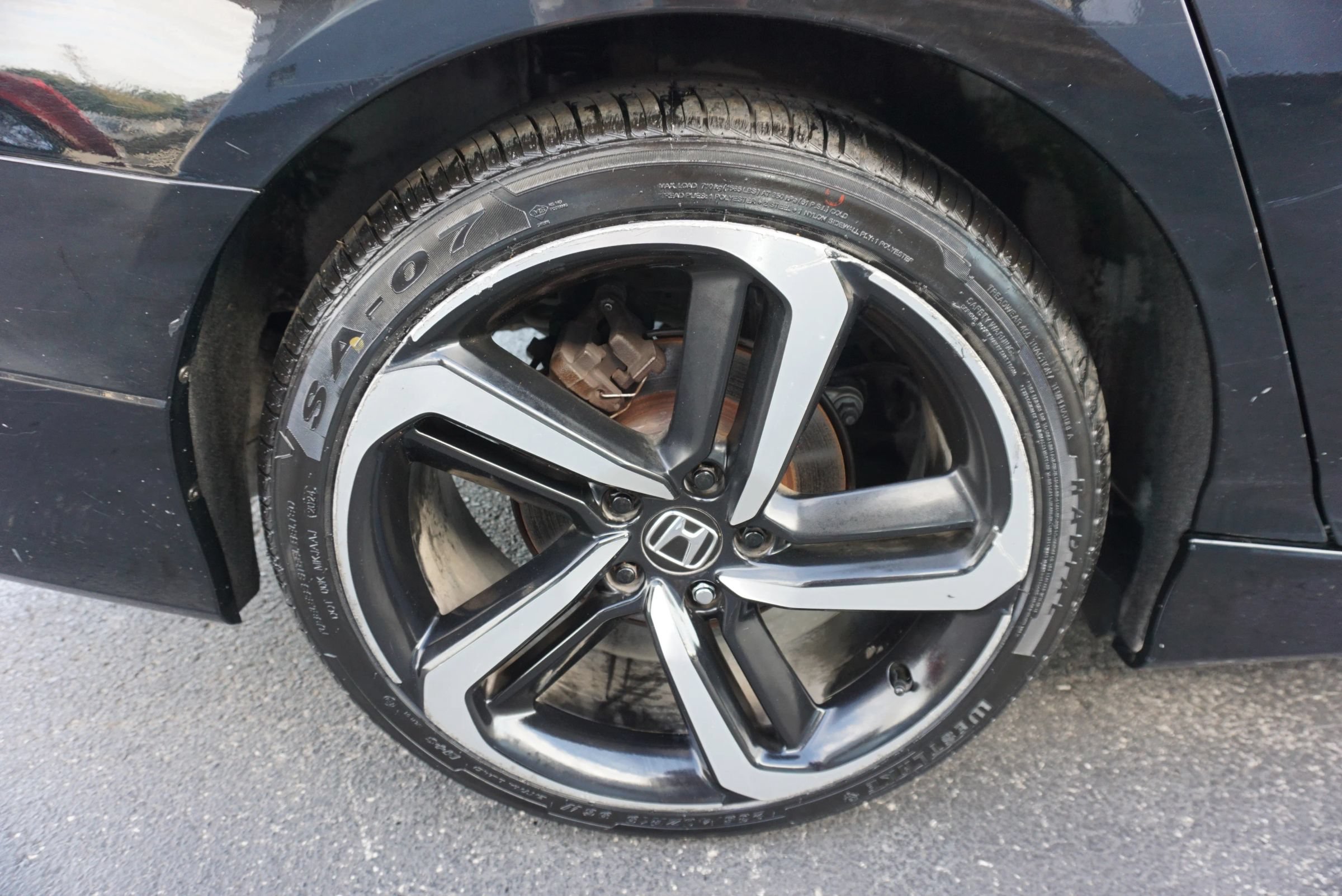 Used 2021 Honda Accord Sport image 28