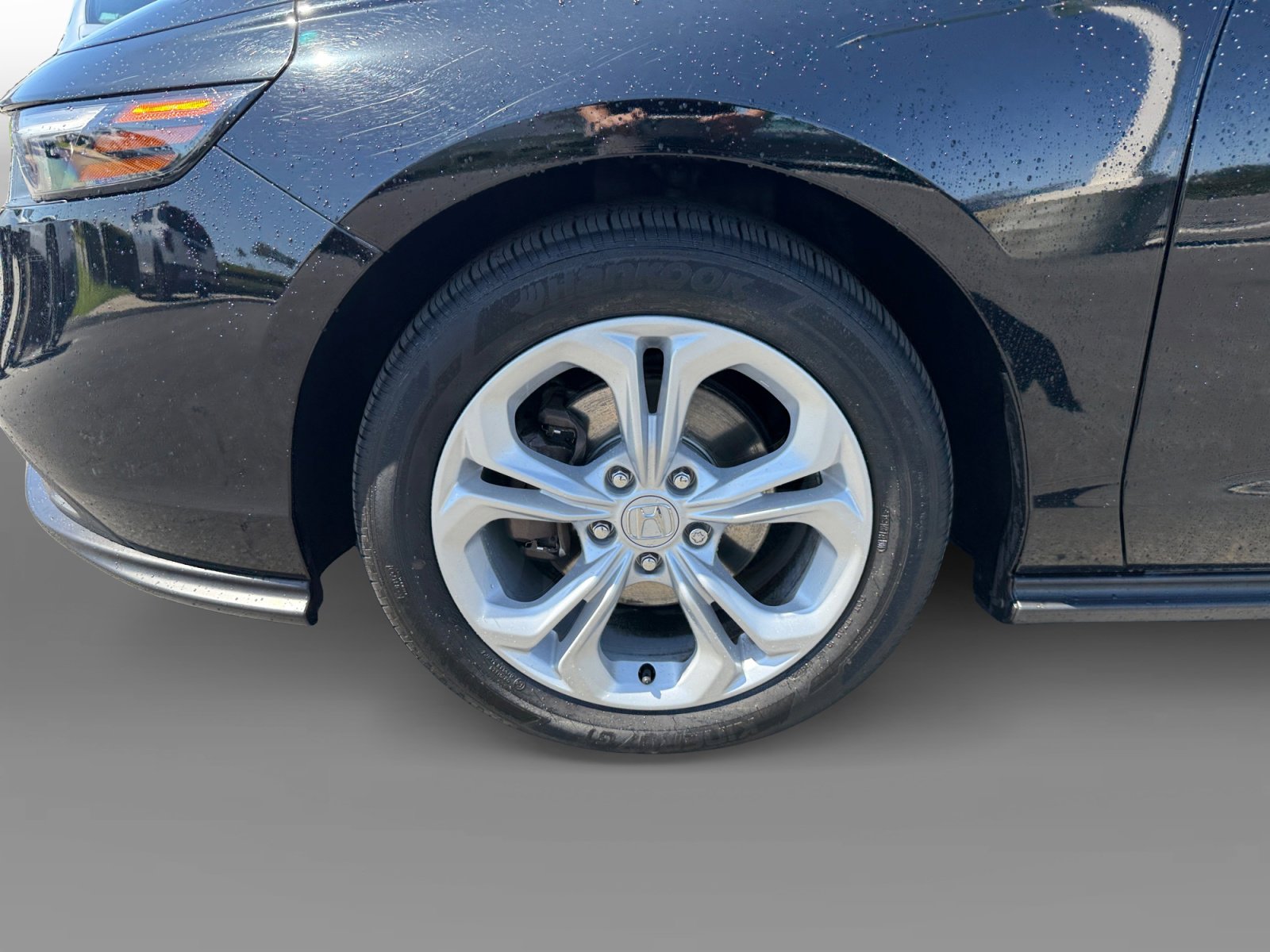 Certified 2024 Honda Accord LX image 9