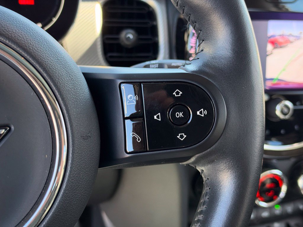 Used 2024 MINI Cooper 2-Door Hardtop FWD image 15