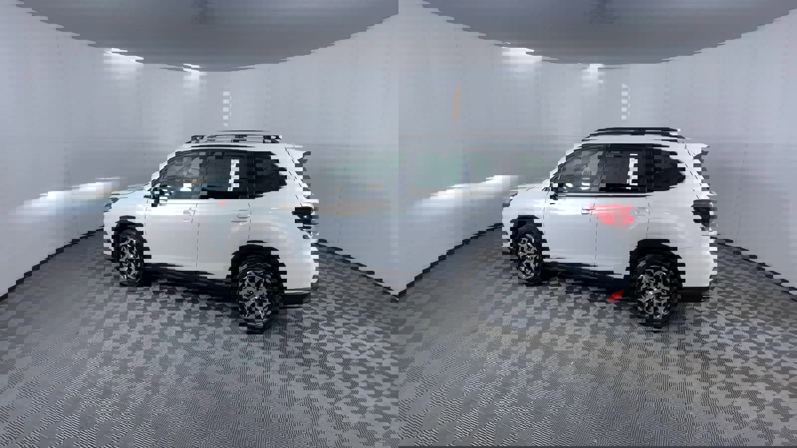 Used 2023 Subaru Forester Premium image 6