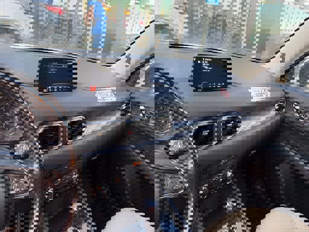 Used 2017 MAZDA CX-5 Touring w/ Preferred Equipment Package image 11