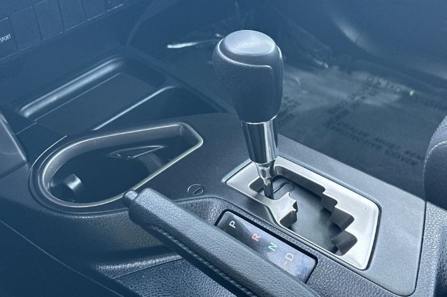 Certified 2018 Toyota RAV4 XLE FWD image 26