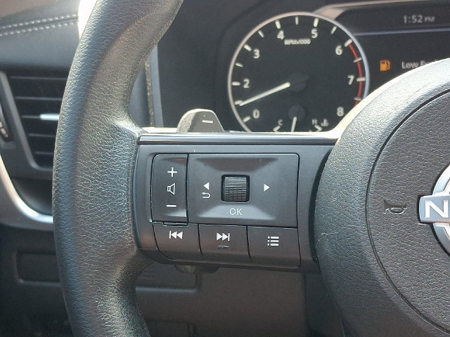 Used 2023 Nissan Rogue S FWD image 20