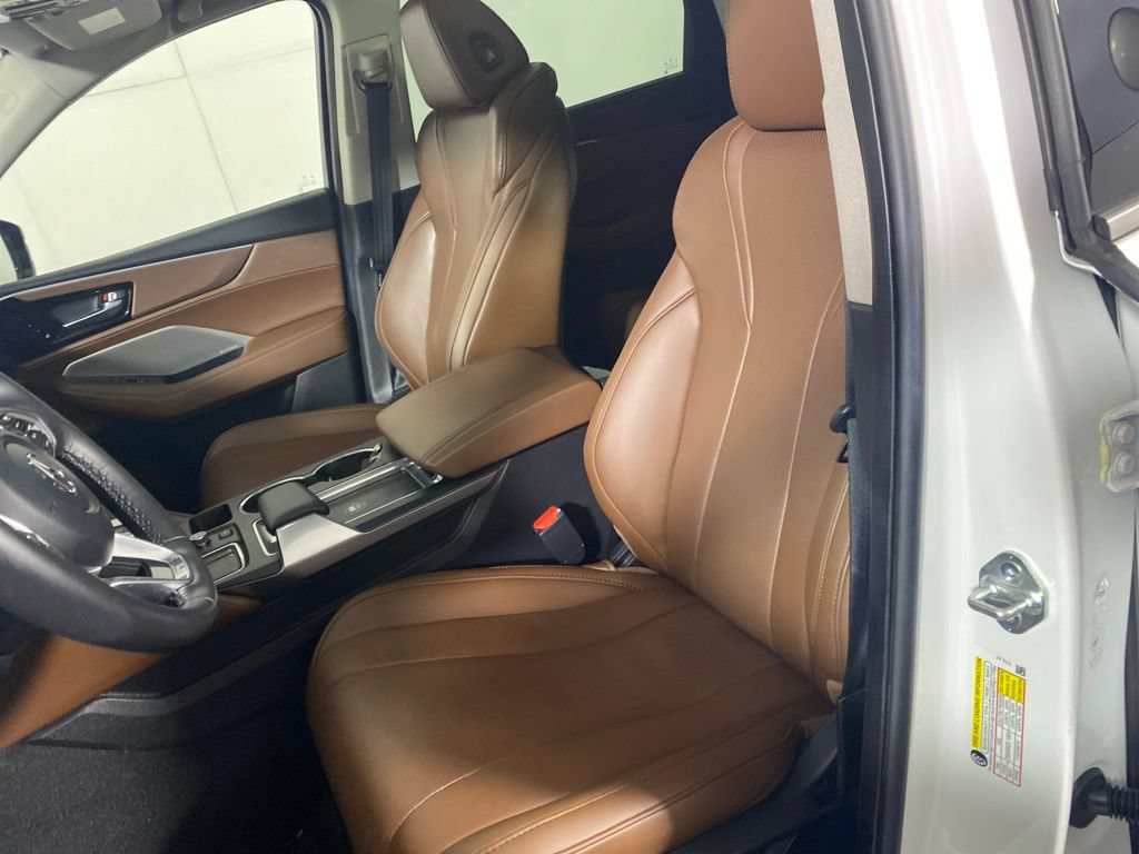 Used 2023 Acura MDX w/ Technology Package AWD/4WD image 13