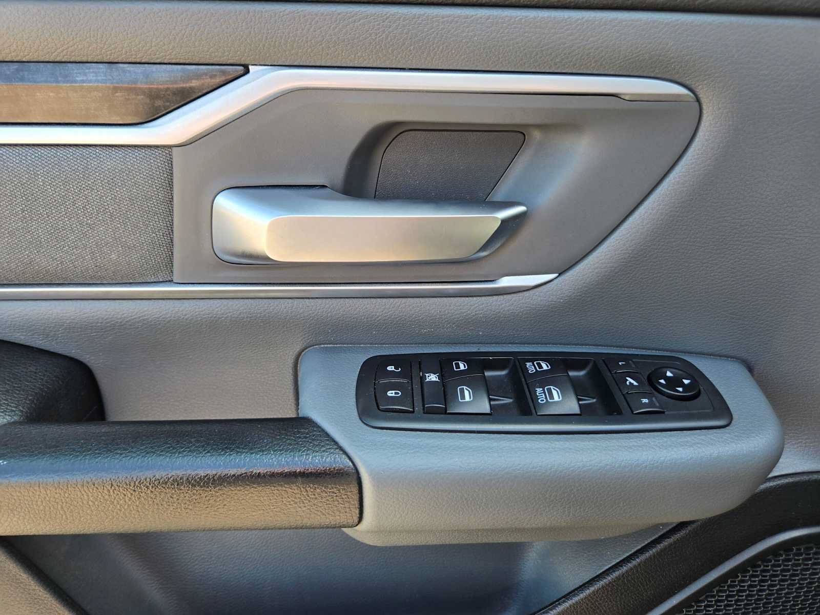 Used 2021 RAM 1500 Big Horn AWD/4WD image 26