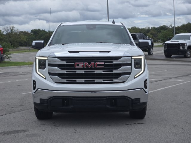 Used 2026 GMC Sierra 1500 SLE AWD/4WD image 2
