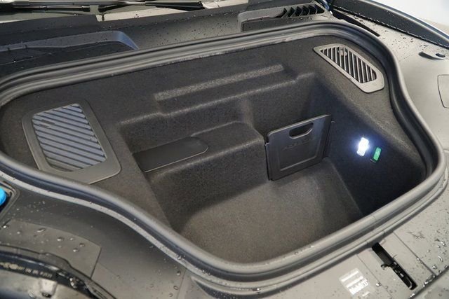 New 2026 Porsche Macan 4 Electric AWD/4WD image 14