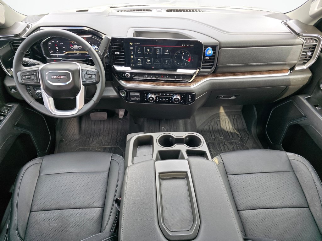 Used 2025 GMC Sierra 2500 SLE w/ SLE Value Package; AWD/4WD image 18