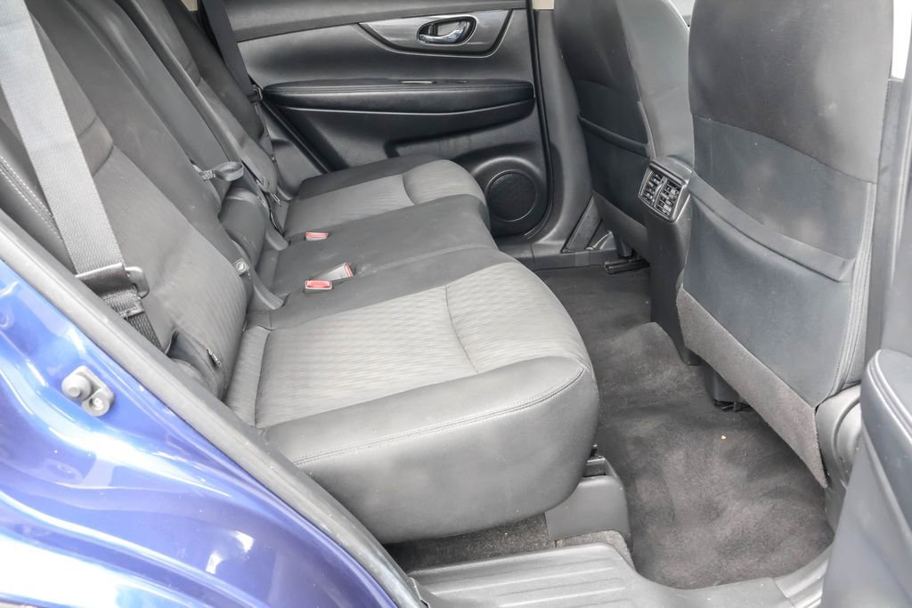 Used 2020 Nissan Rogue SV w/ Sun & Sound Touring Package AWD/4WD image 36