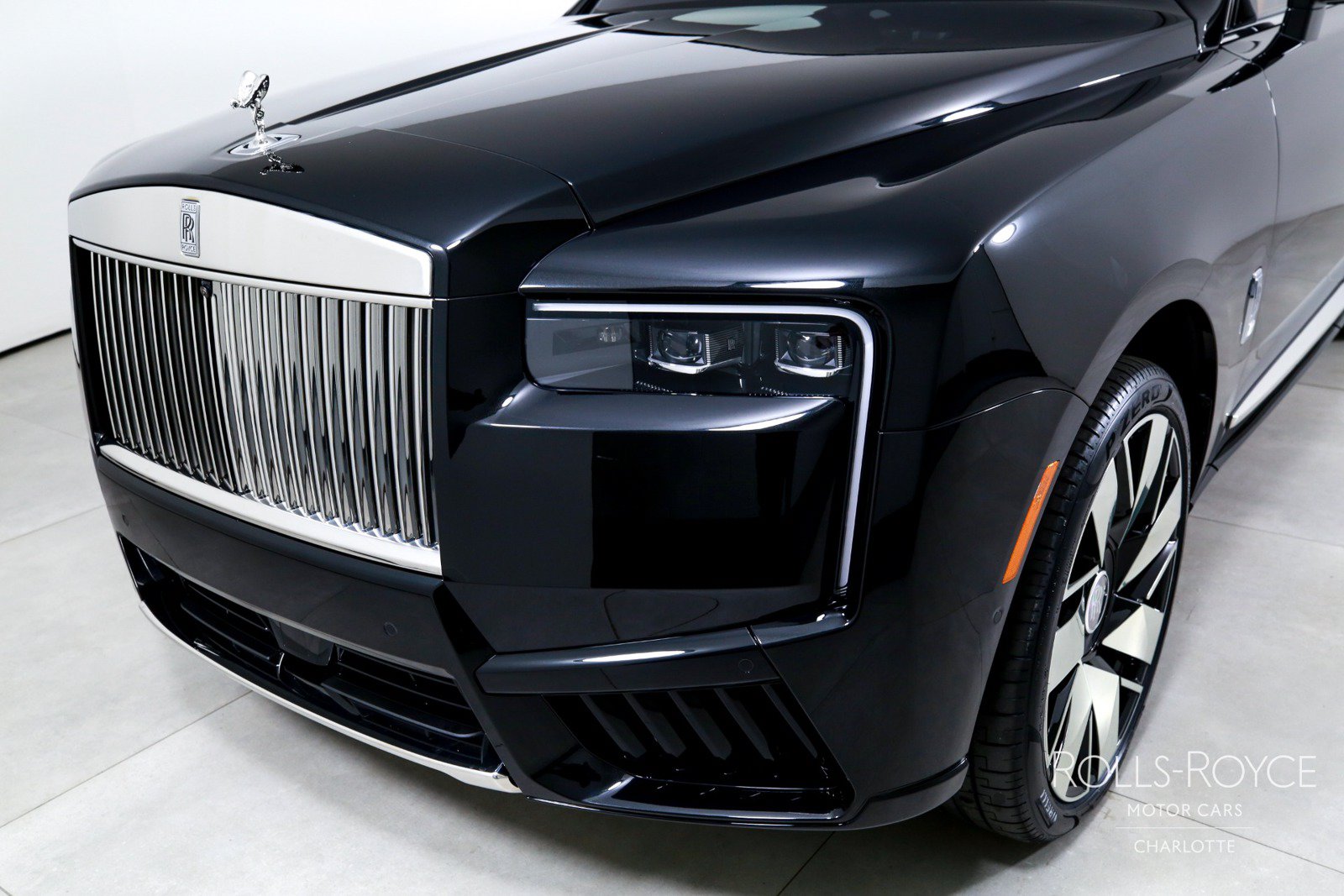 New 2026 Rolls-Royce Cullinan AWD/4WD image 41