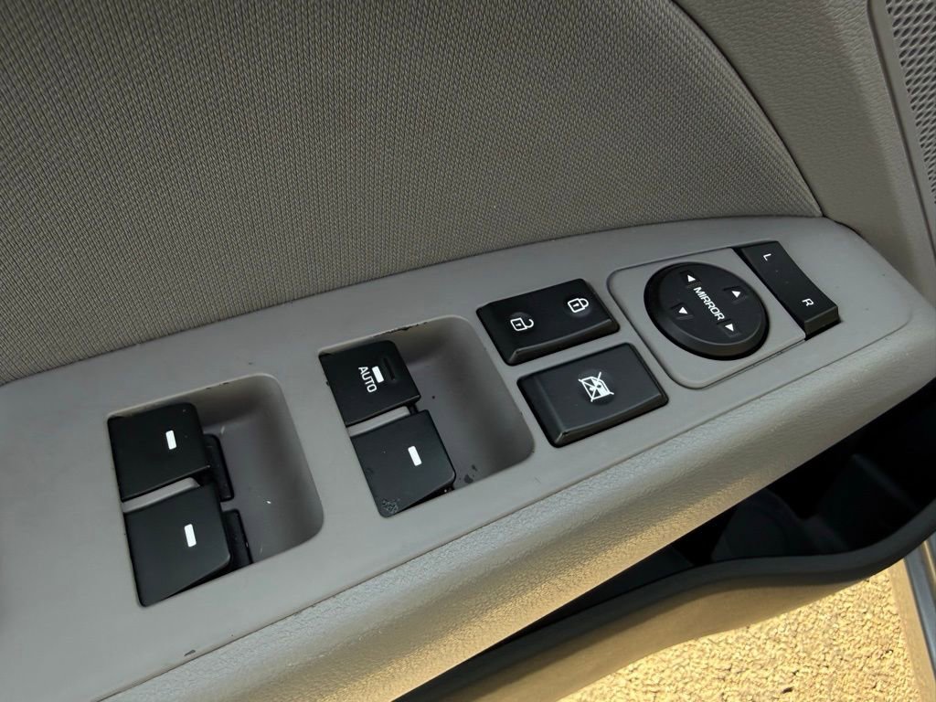 Used 2020 Hyundai Elantra Value Edition image 20