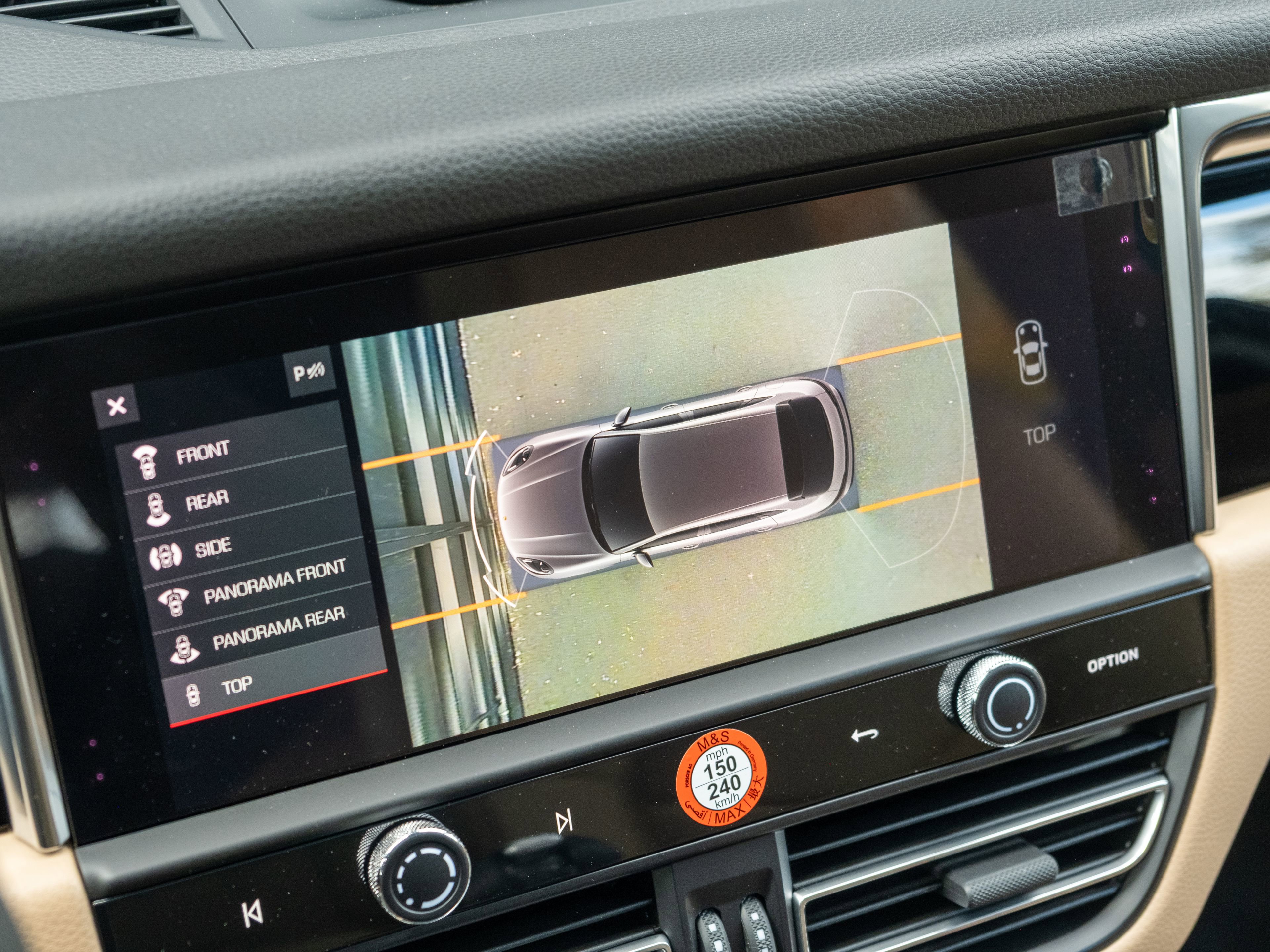 Certified 2026 Porsche Macan AWD/4WD image 29