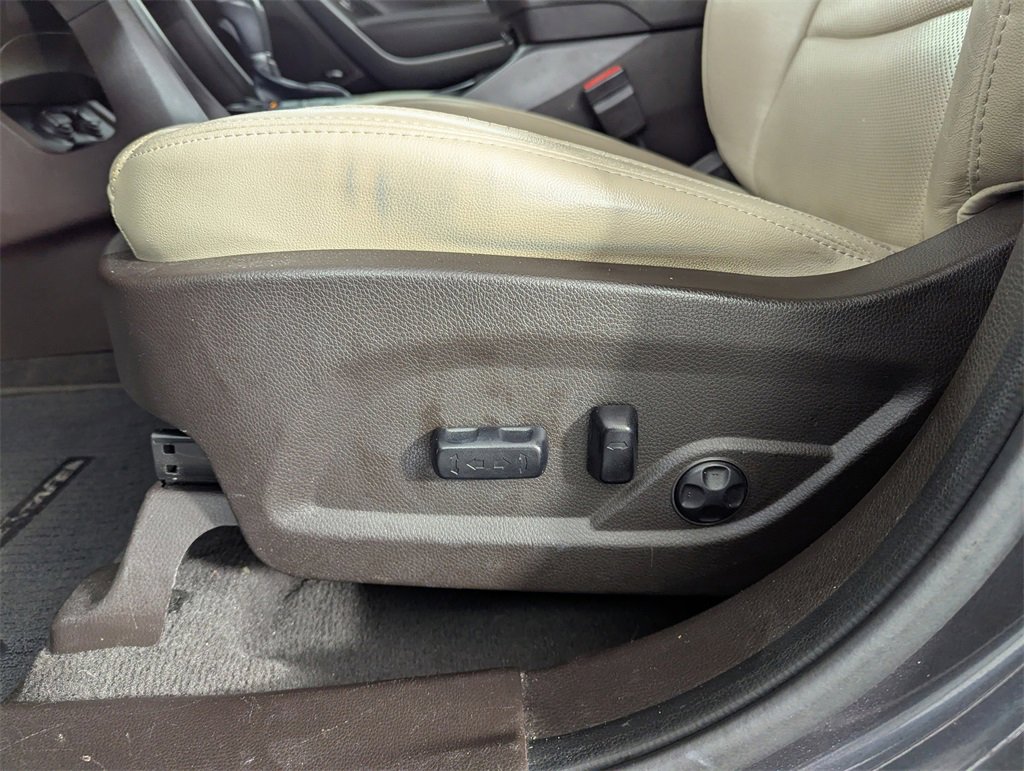 Used 2017 Hyundai Santa Fe Sport w/ 2.4L Tech Package 04 image 13