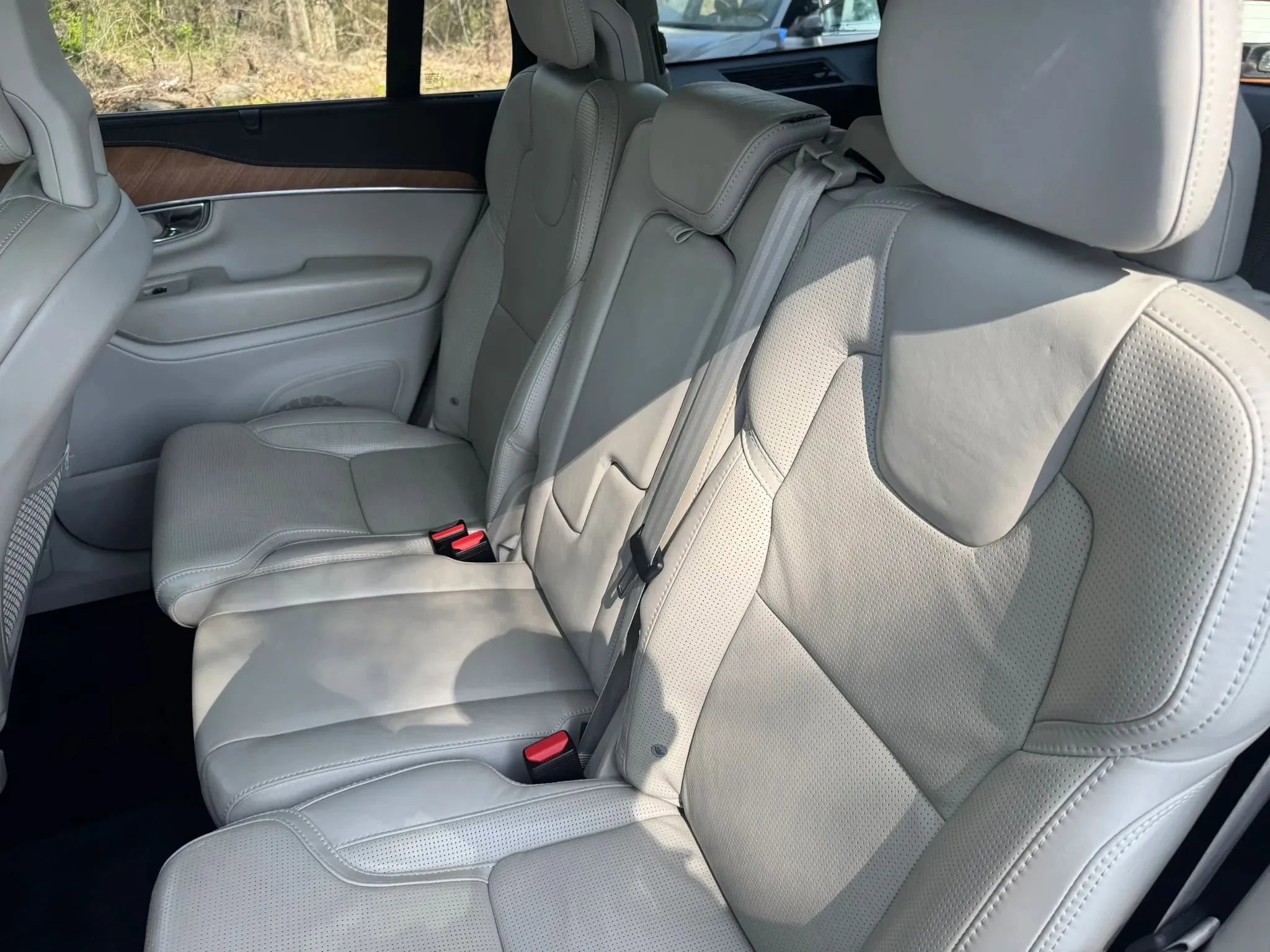 Used 2020 Volvo XC90 T6 Inscription w/ Protection Package Premier AWD/4WD image 18