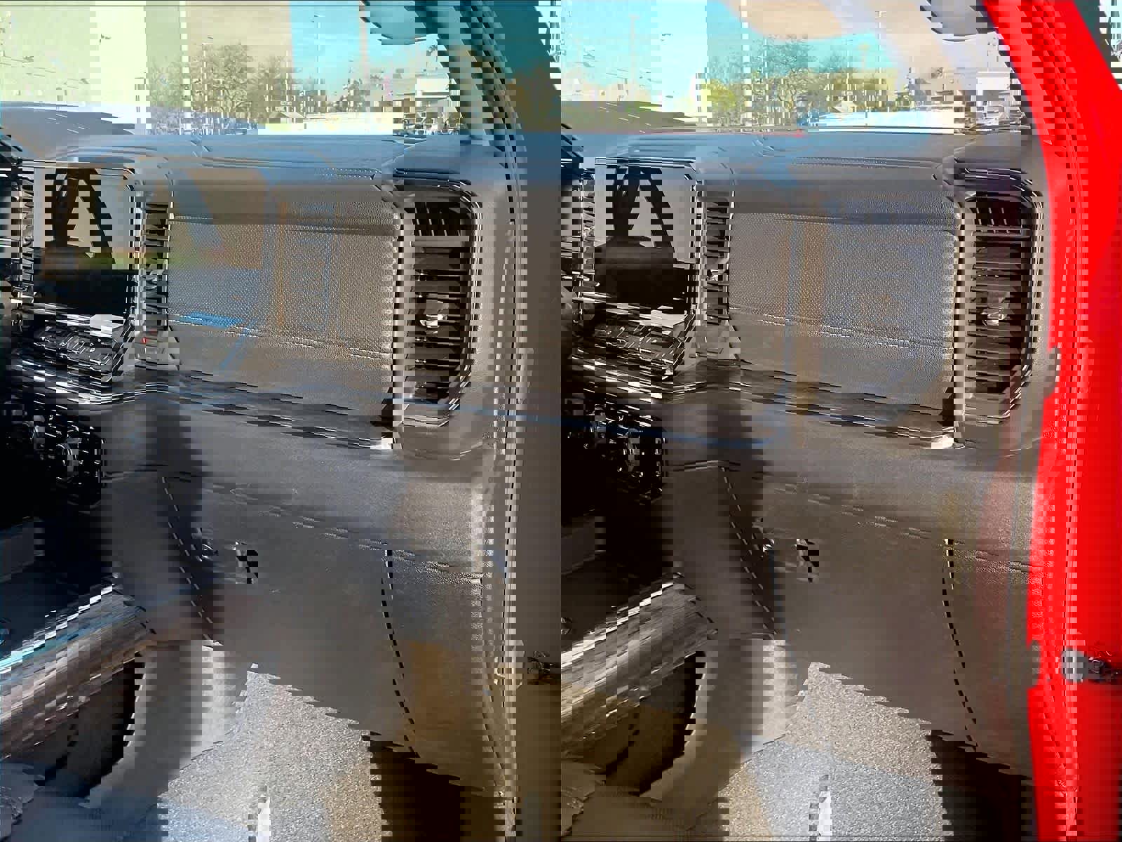 Used 2024 Chevrolet Silverado 2500 LTZ w/ LTZ Plus Package image 19