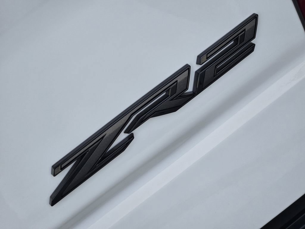 New 2026 Chevrolet Silverado 1500 ZR2 w/ LPO, Dark Essentials Package image 11