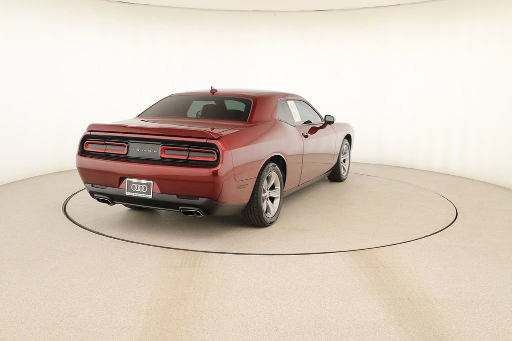 Used 2020 Dodge Challenger SXT image 6