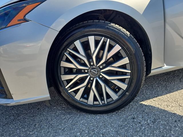 Used 2024 Nissan Altima 2.5 SV image 27