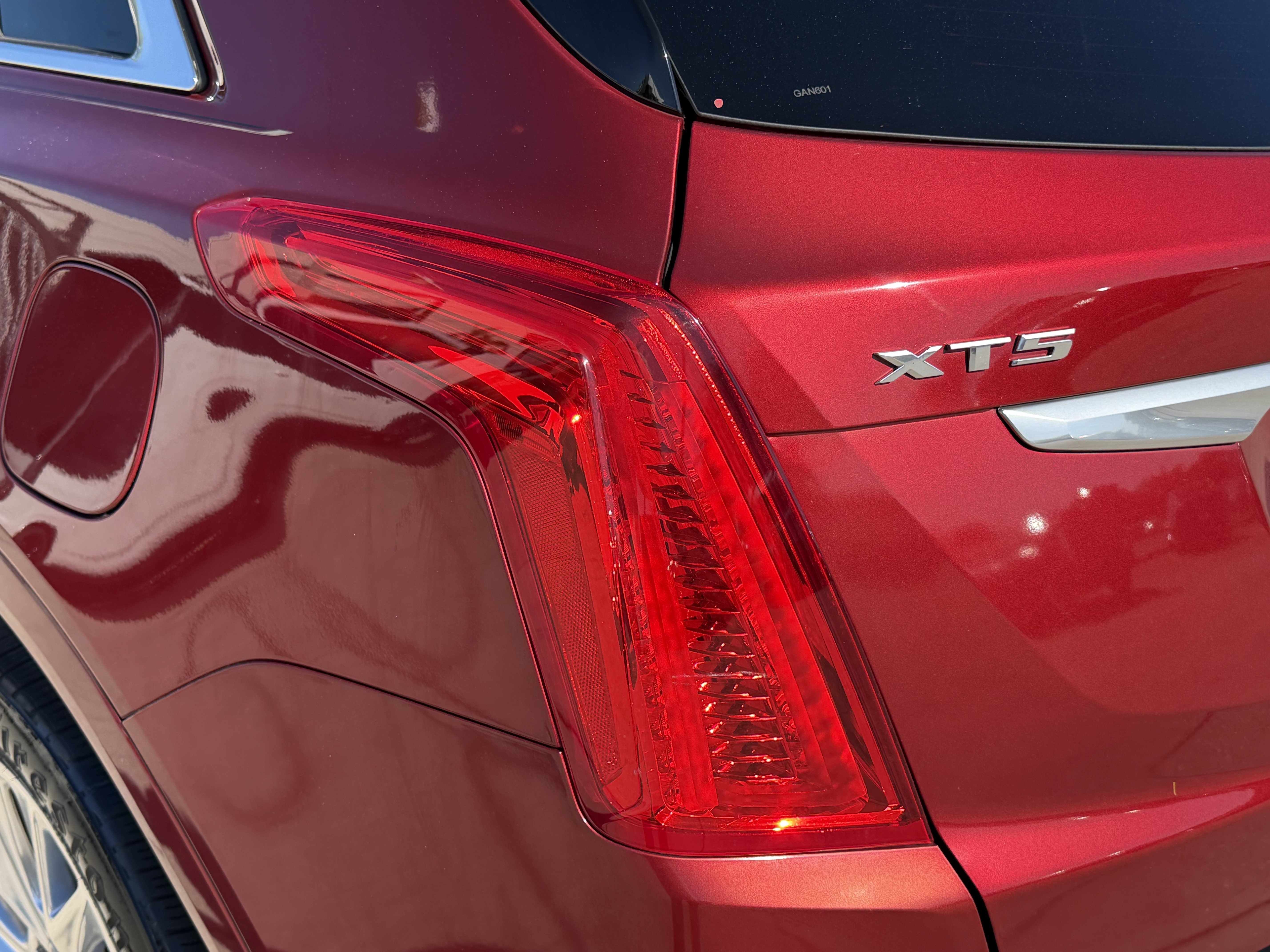 Used 2019 Cadillac XT5 Luxury FWD image 10