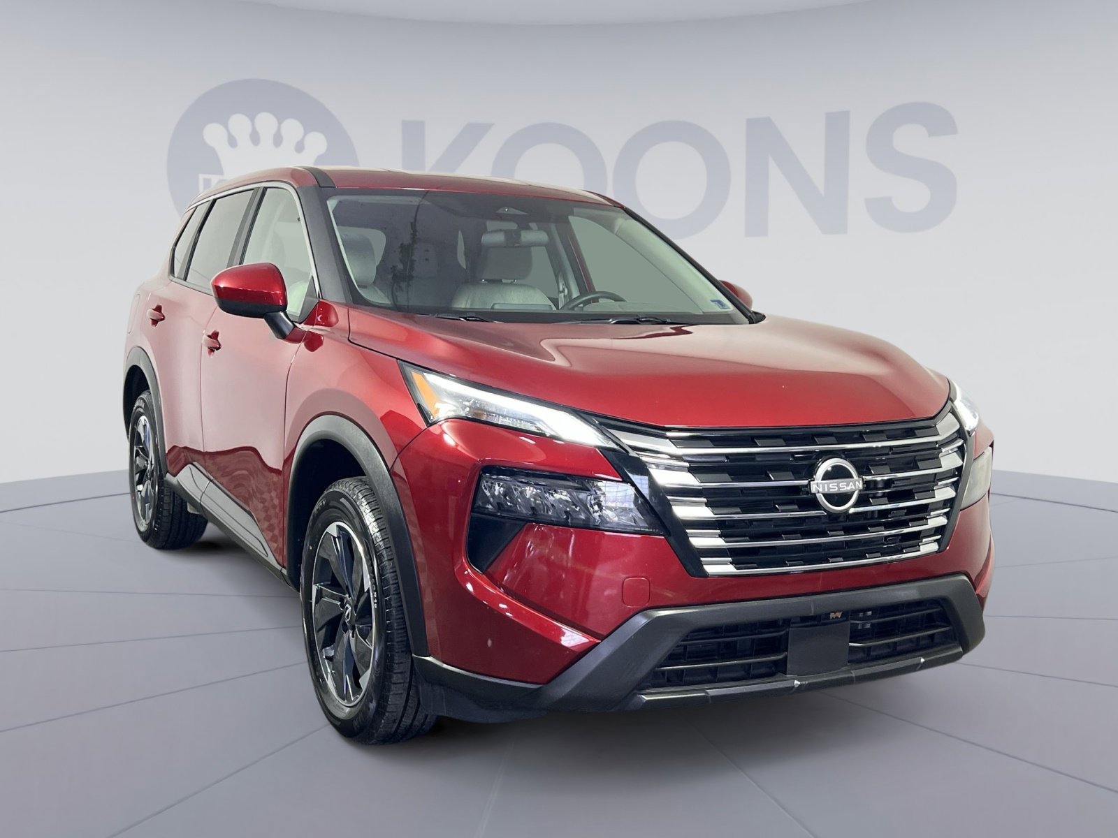 Used 2025 Nissan Rogue SV image 10