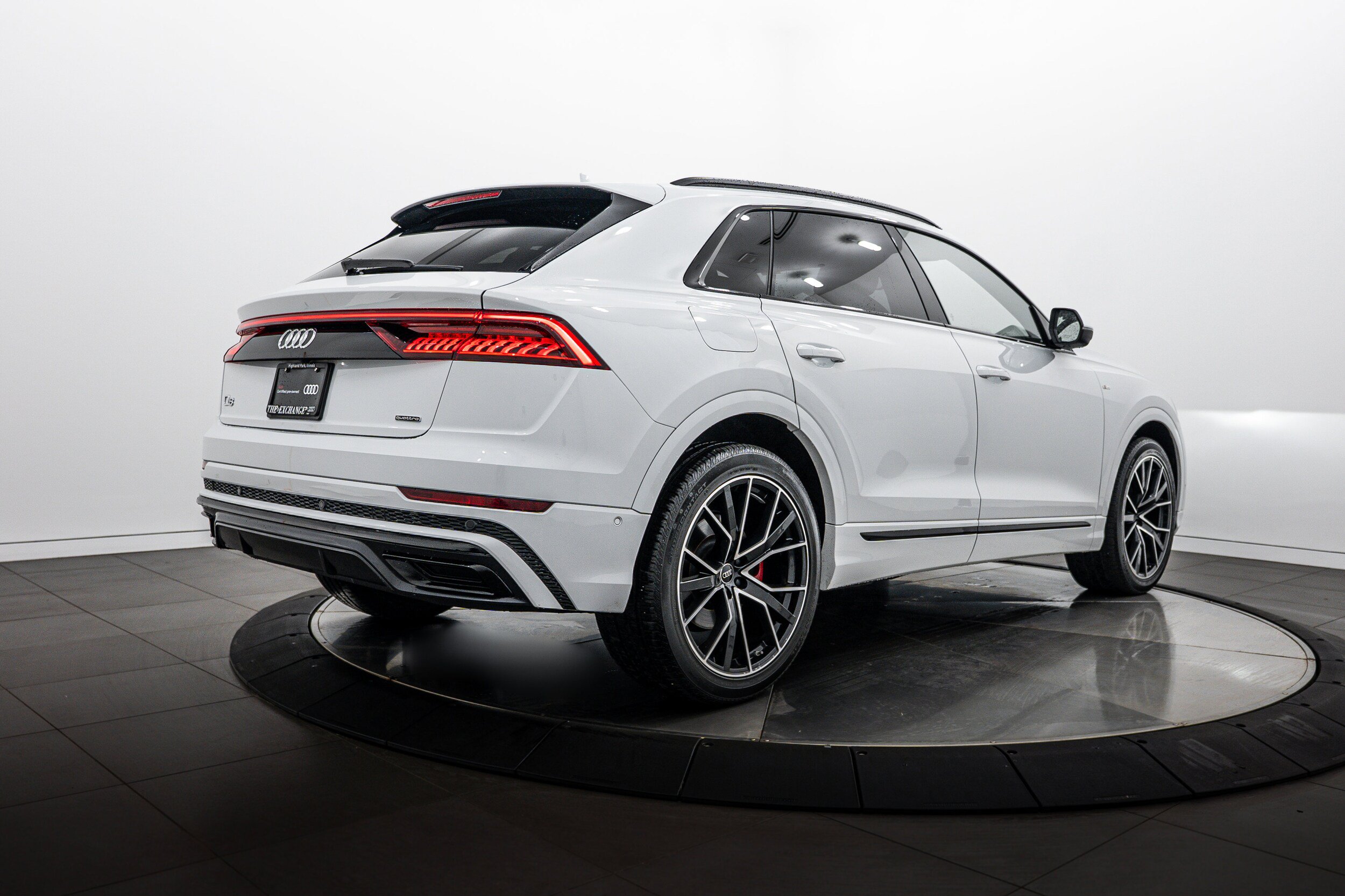 Certified 2023 Audi Q8 Prestige AWD/4WD image 4