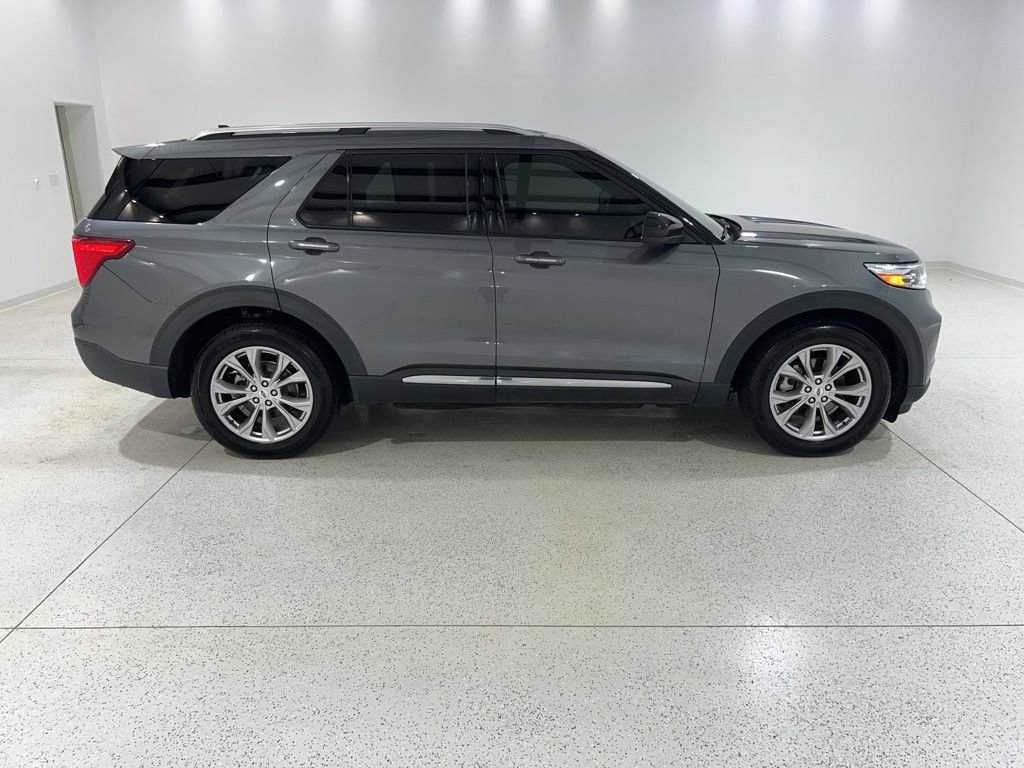Used 2022 Ford Explorer Limited AWD/4WD image 6