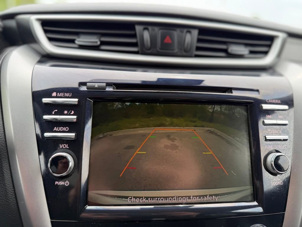 Used 2024 Nissan Murano SV AWD/4WD image 11