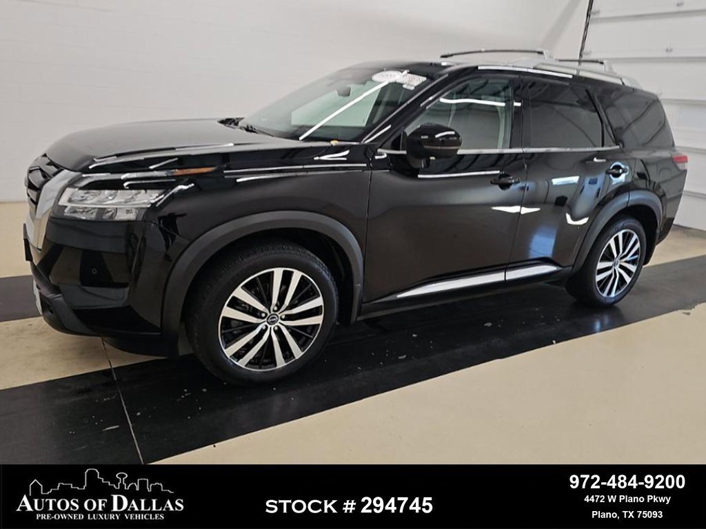 Used 2024 Nissan Pathfinder Platinum w/ Cargo Package
