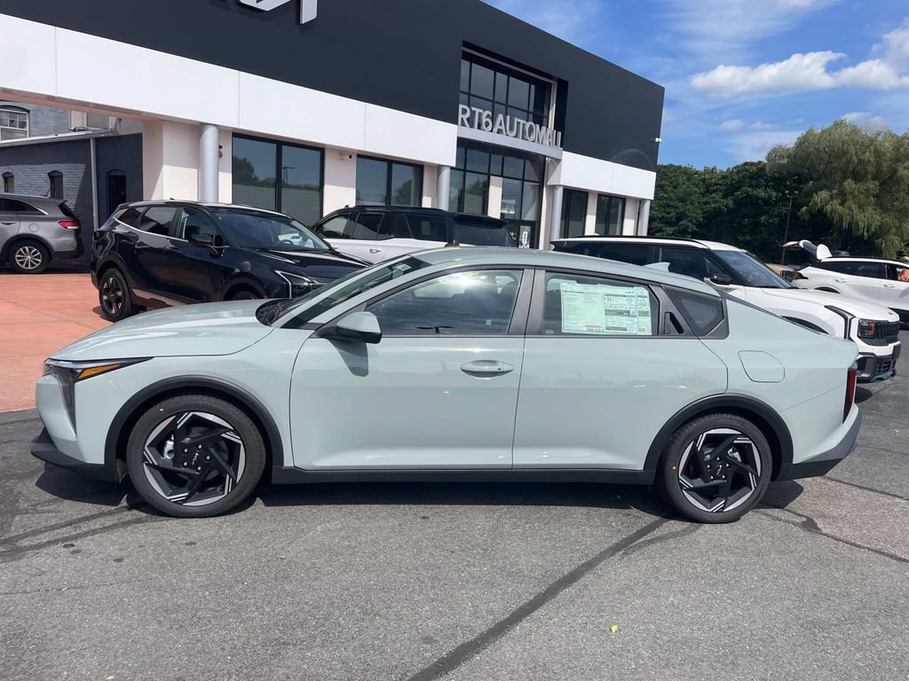 New 2026 Kia K4 EX FWD image 2