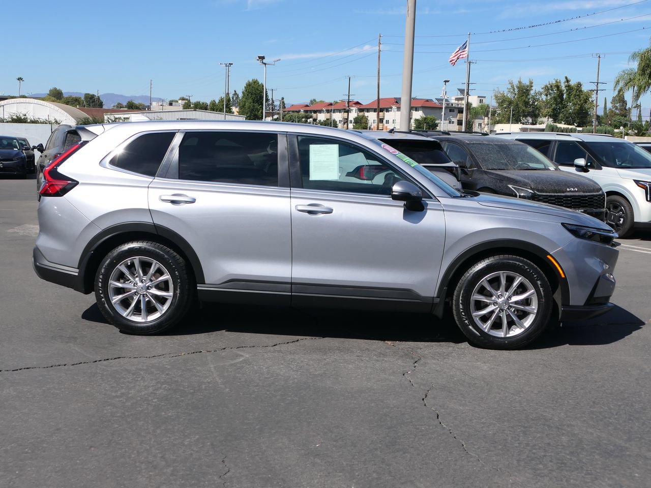 Used 2023 Honda CR-V EX-L image 2
