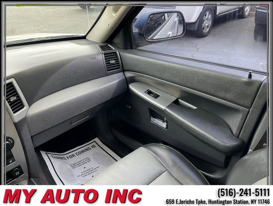 Used 2010 Jeep Grand Cherokee Laredo image 11