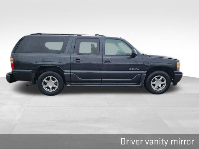 Used 2003 GMC Yukon XL Denali image 30