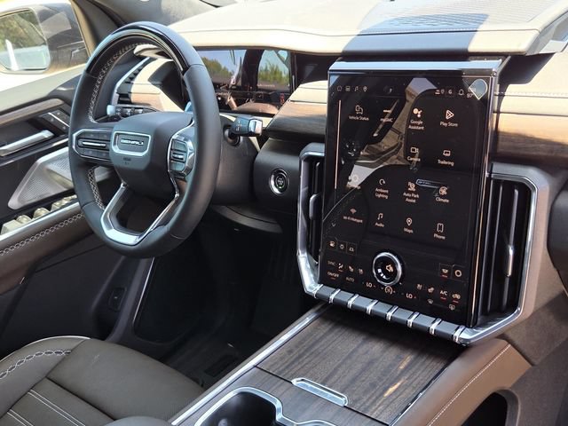 New 2026 GMC Acadia Denali Ultimate w/ LPO, Floor Liner Package AWD/4WD image 38