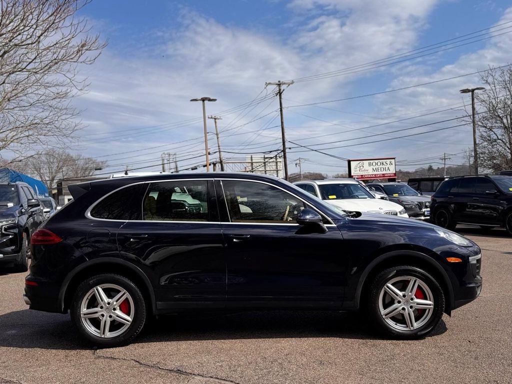 Used 2016 Porsche Cayenne image 7