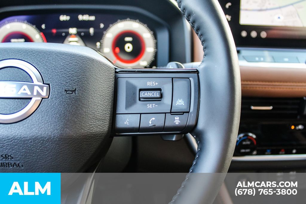 Used 2025 Nissan Rogue Platinum w/ Platinum Premium Package FWD image 28