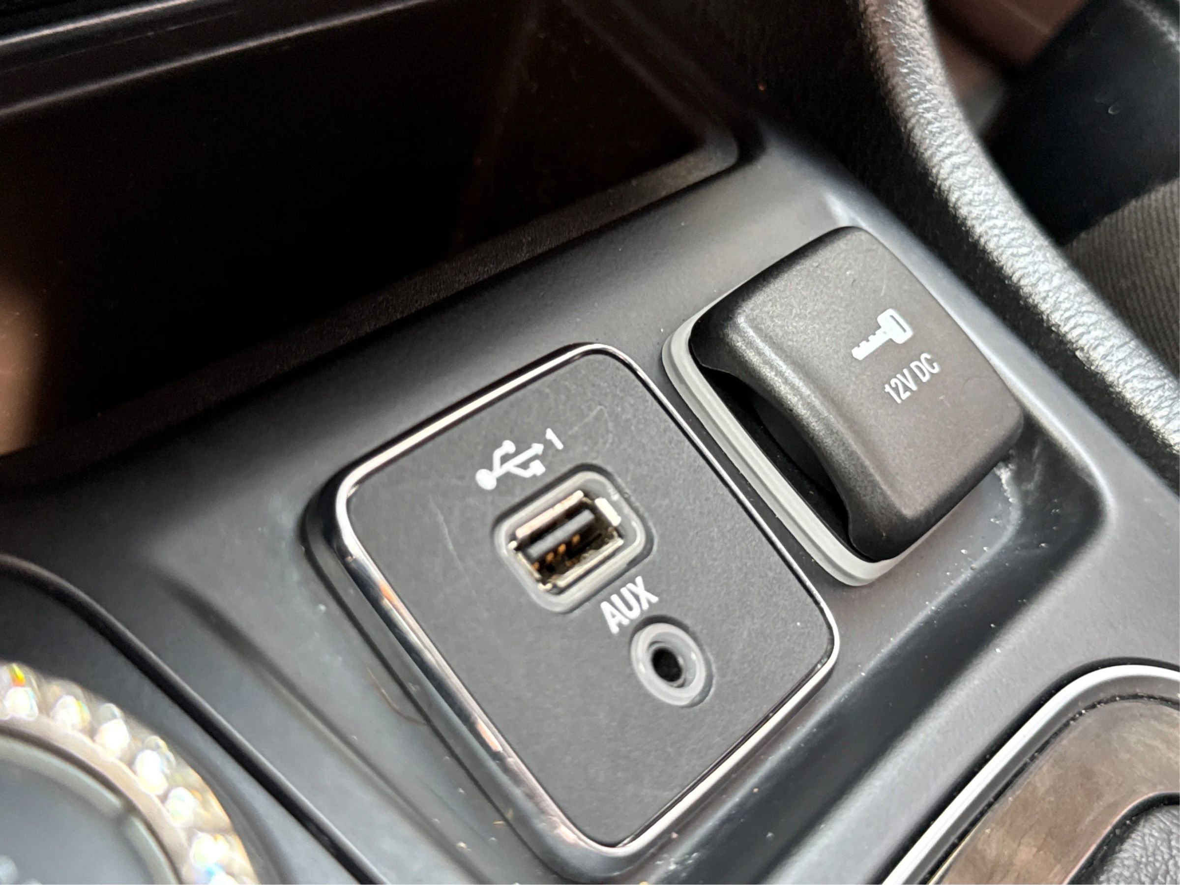 Used 2022 Jeep Cherokee Limited image 42